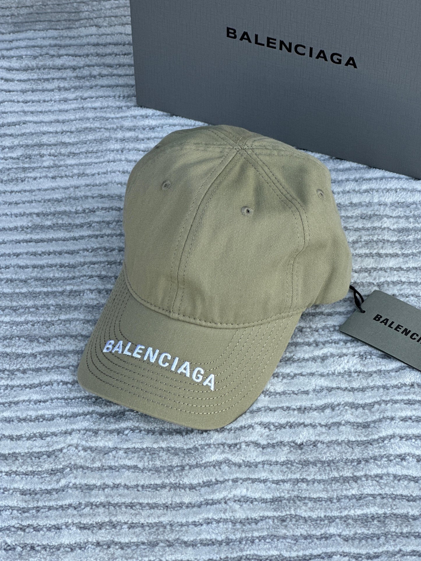 Balenciaga cap
