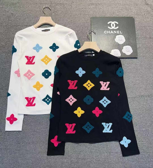 Lv sweater