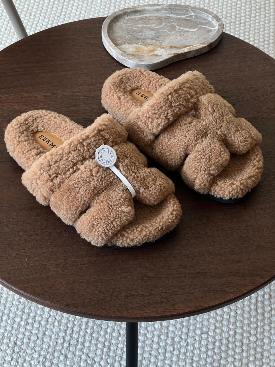 Hermes slippers chypre with fur