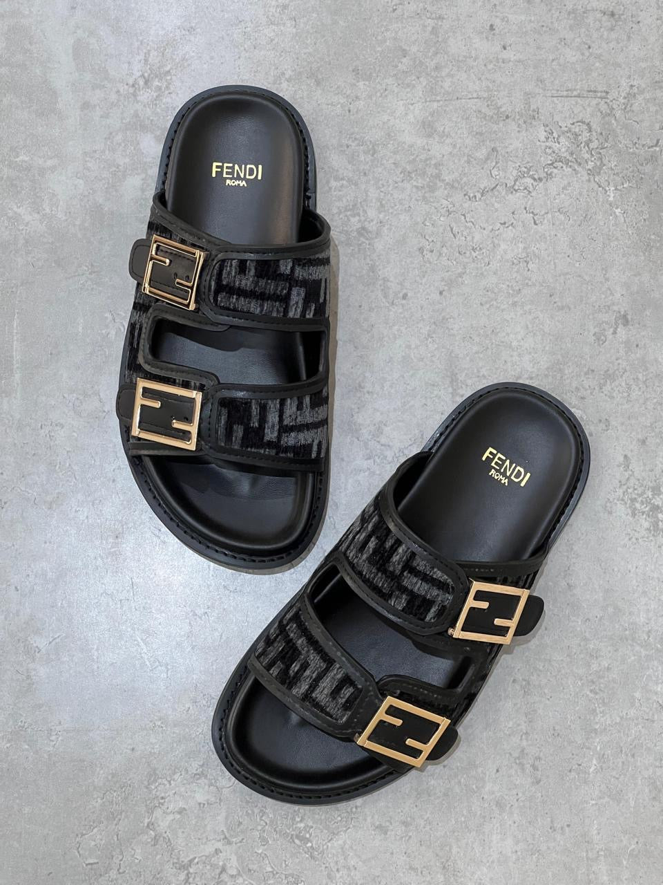 Fendi slippers