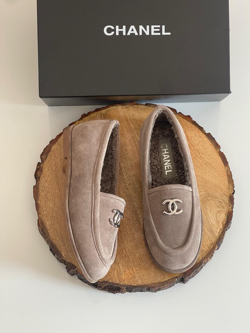 Chanel loafers - with fur