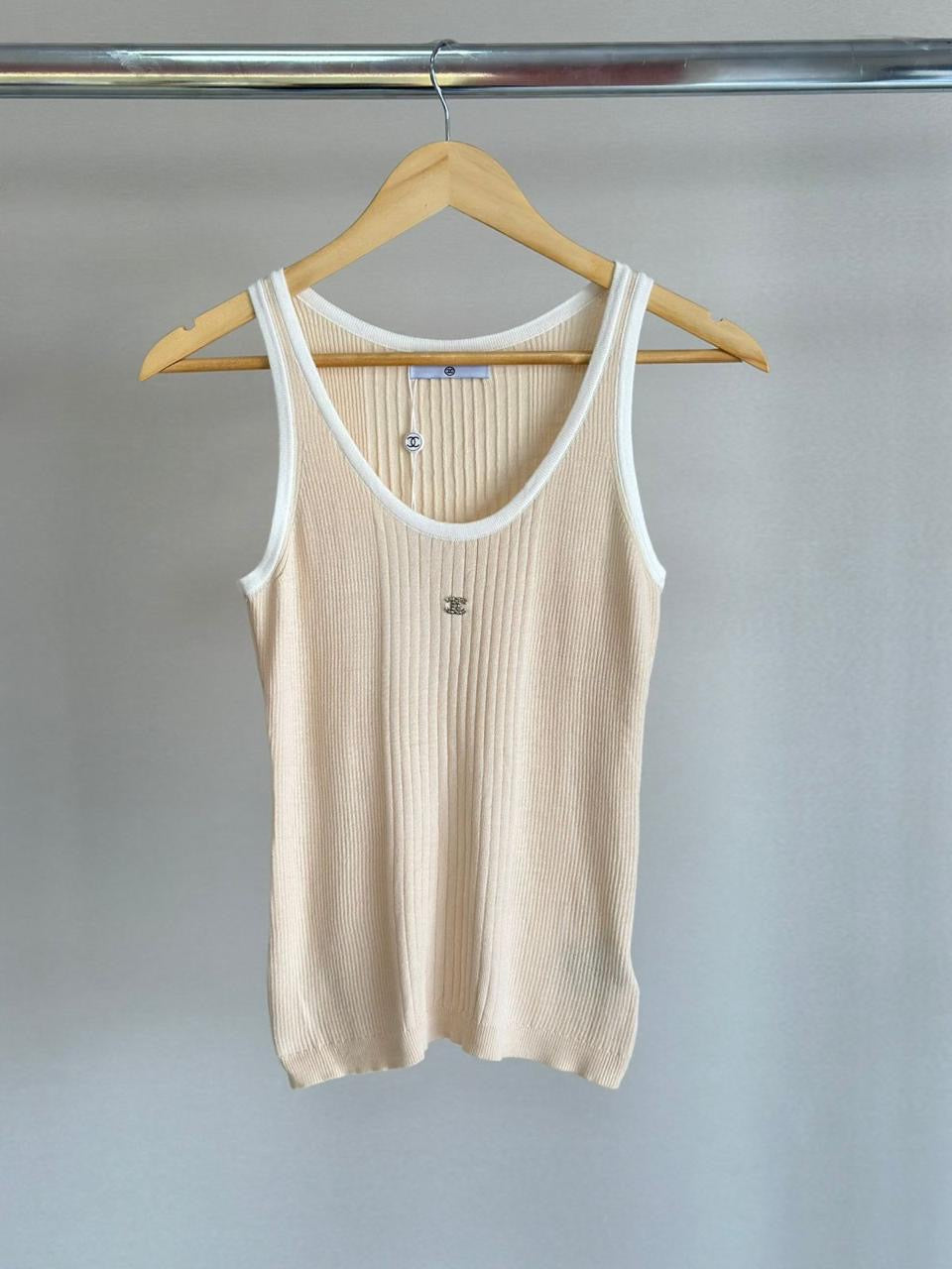 Chanel top