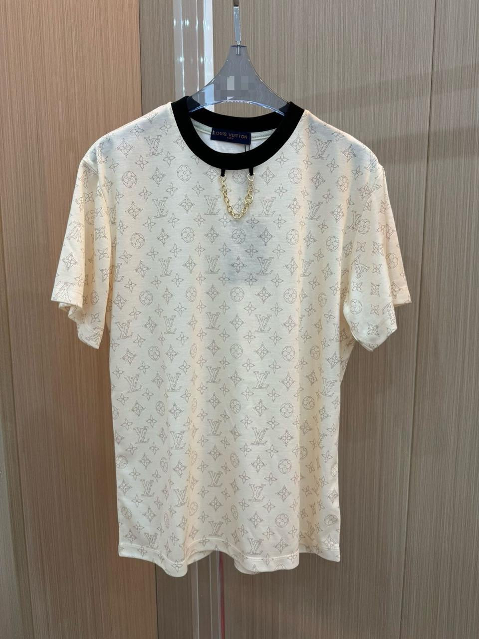 Lv Tshirt