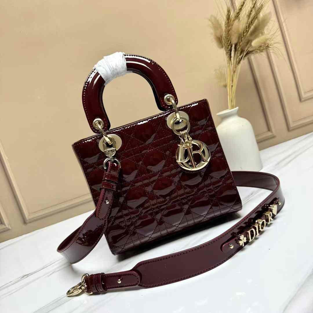 Lady dior bag 20 cm