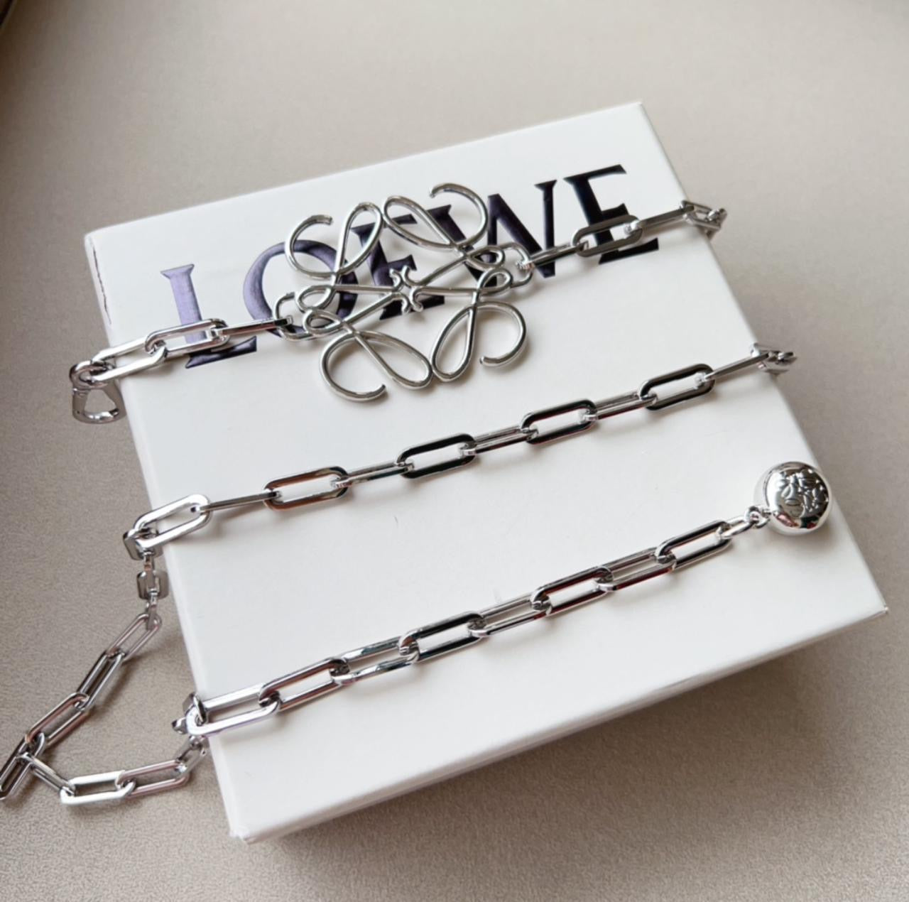 Loewe belt - chain belt