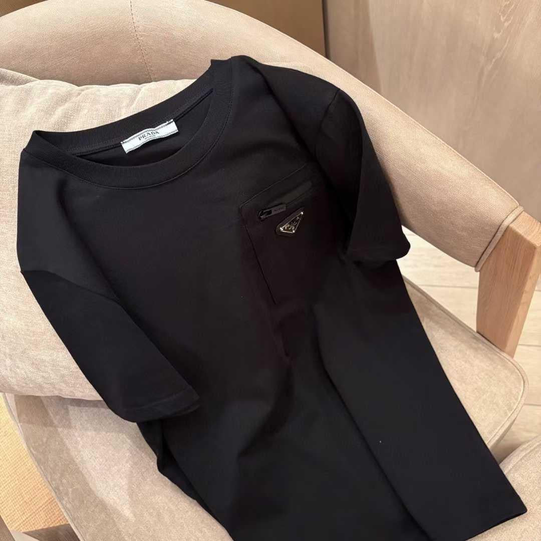 Prada Tshirt