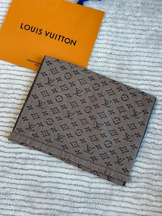 Gucci scarf