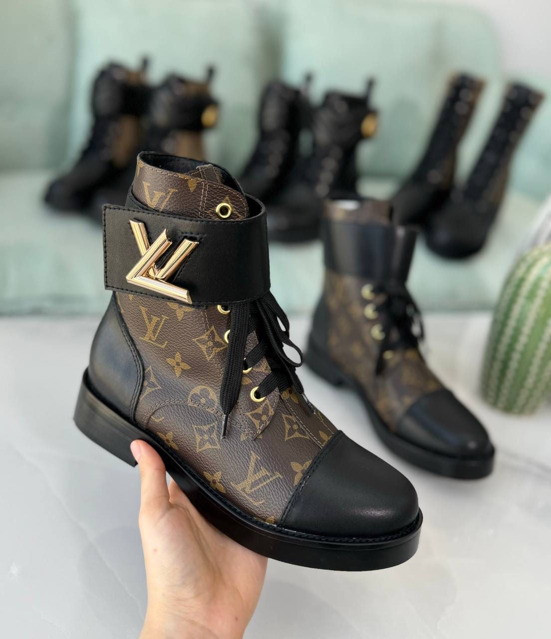 Lv boots