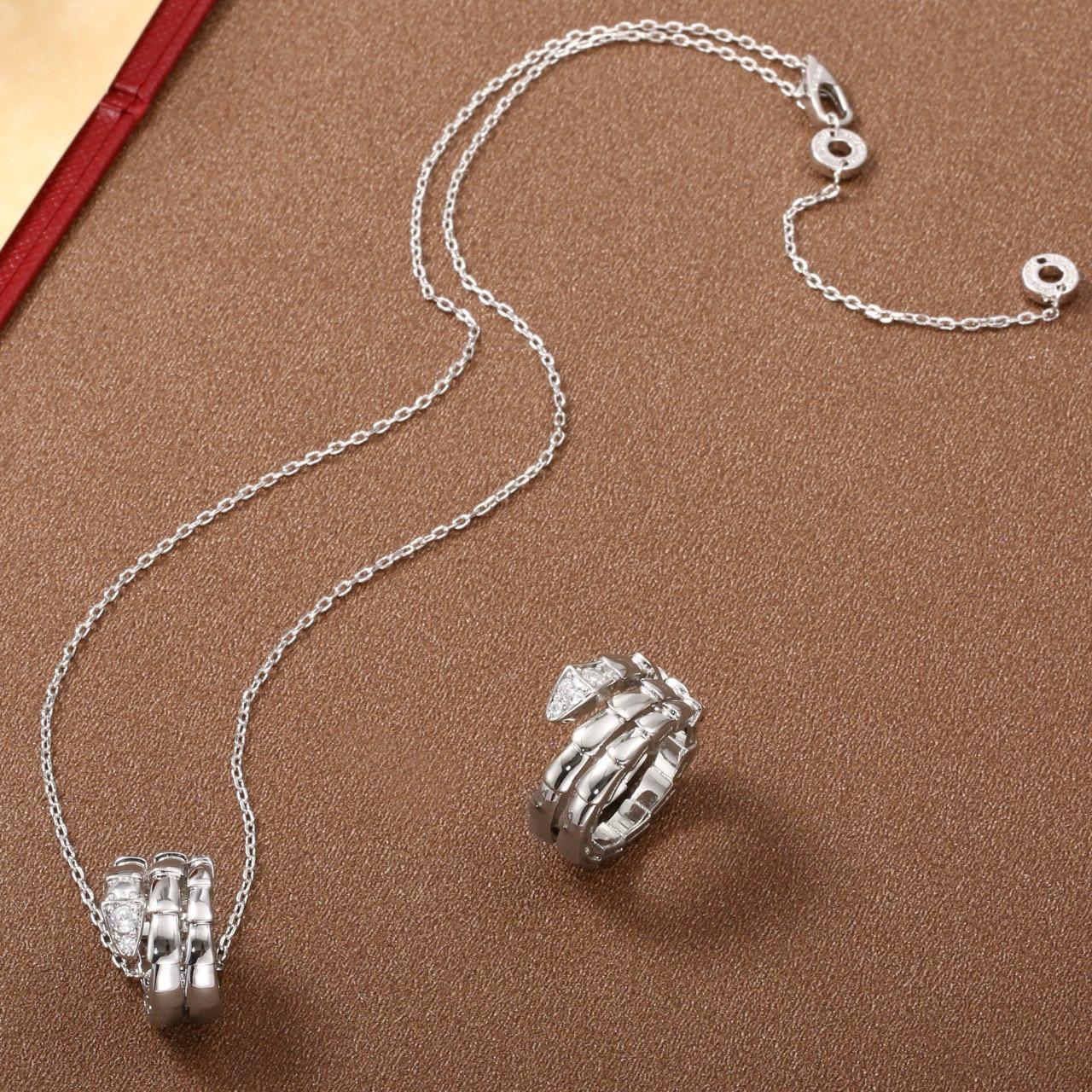Bvlgari jewelry set