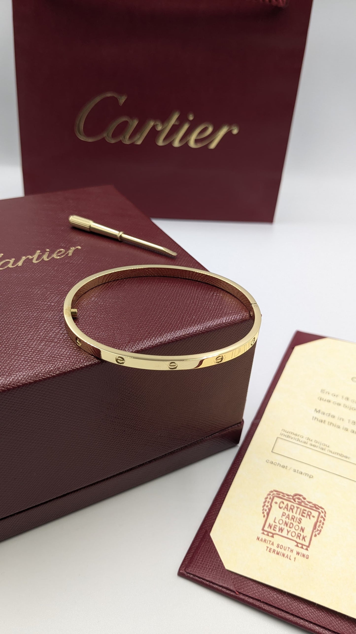 Cartier bangle ( thin with screw )