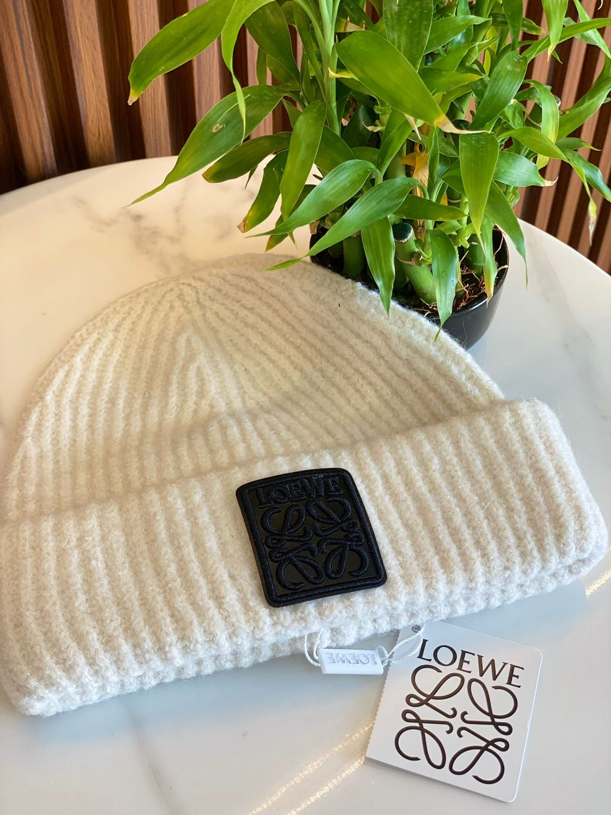 Loewe hat
