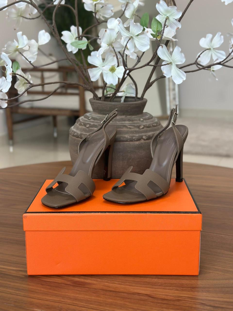 Hermes sandals heels