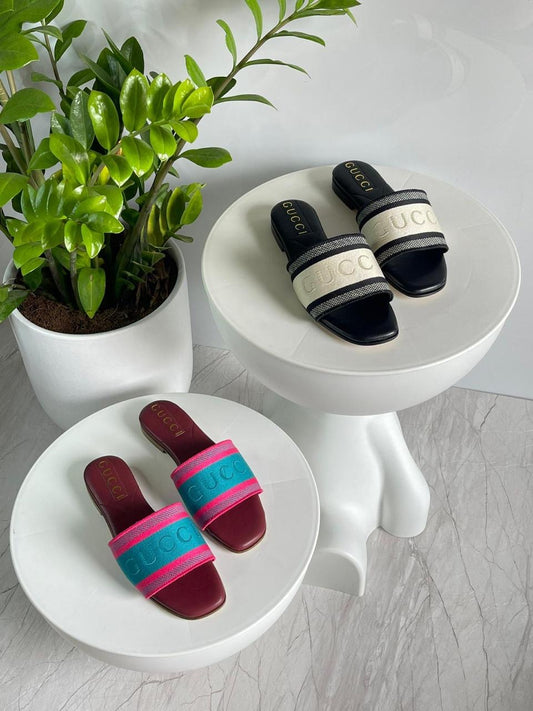 Gucci slippers