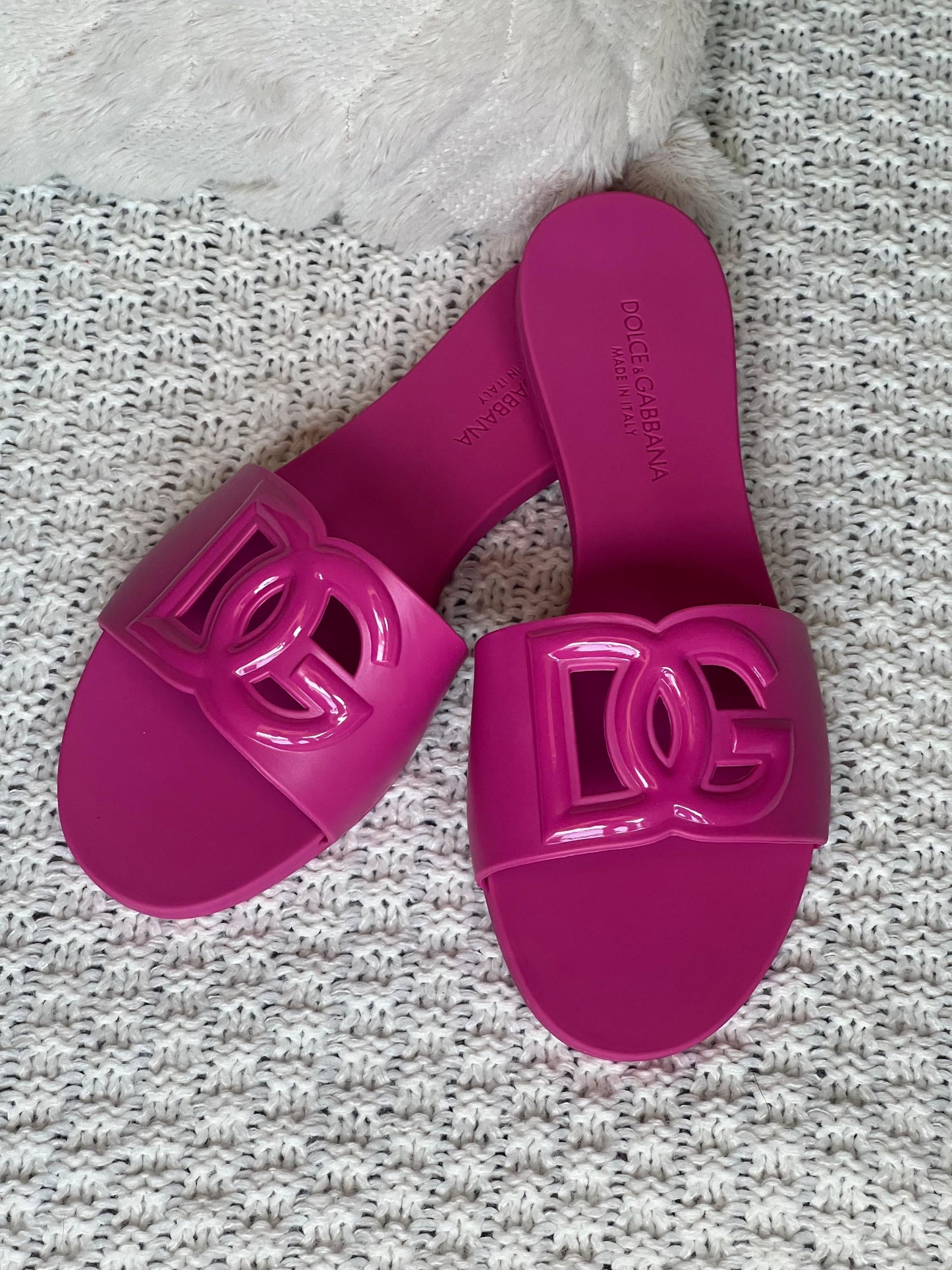 D&G slippers