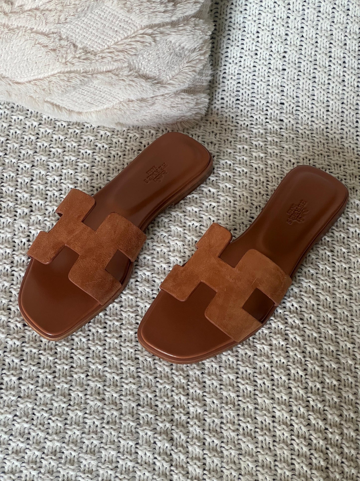 Hermes slippers