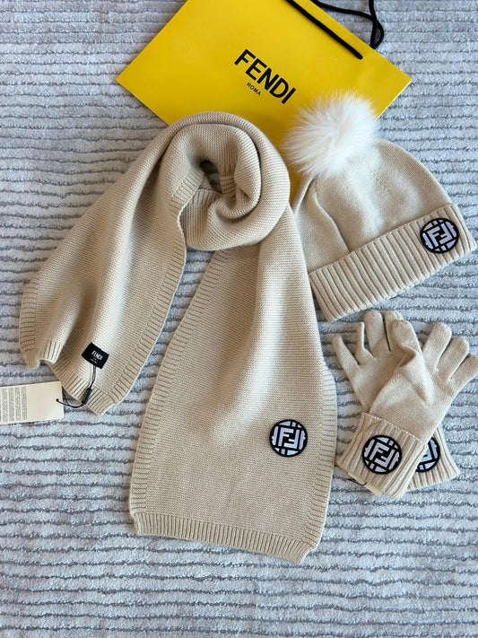 Fendi scarf & hat & gloves