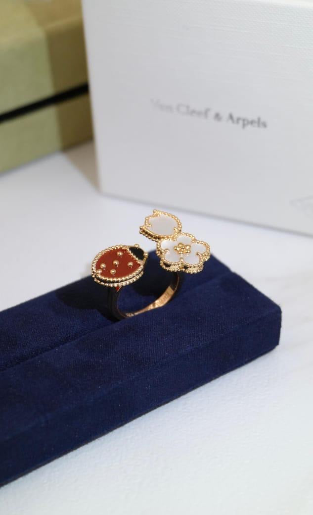 Van cleef ring