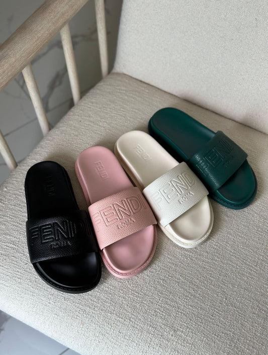 Fendi slipper