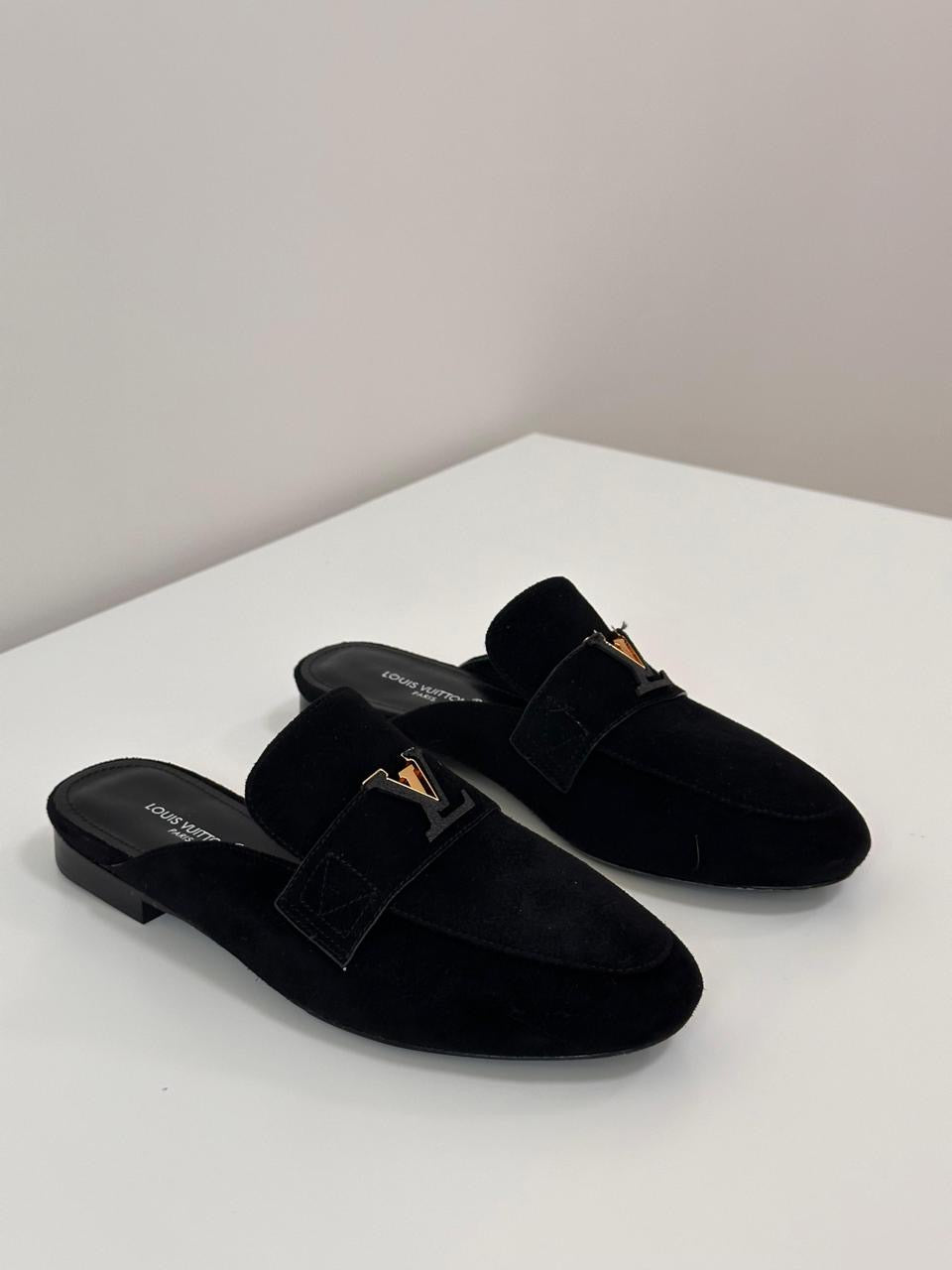 Lv mules suede