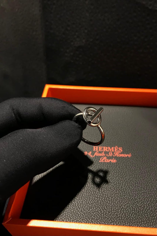 Hermes ring