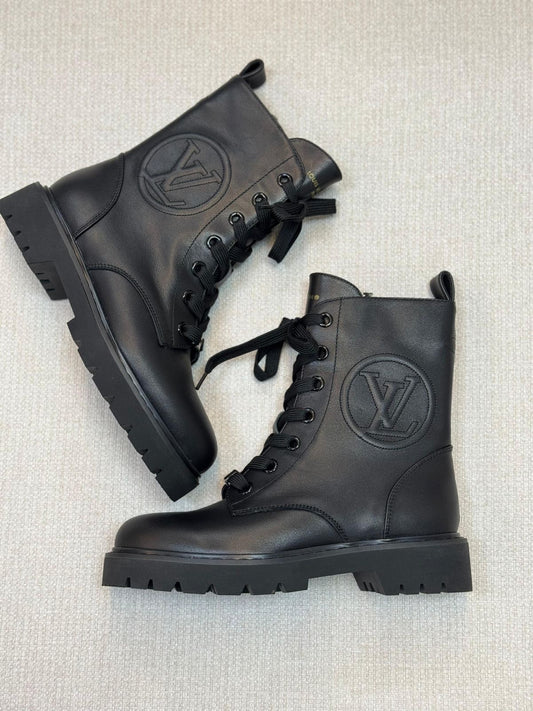 Lv boots