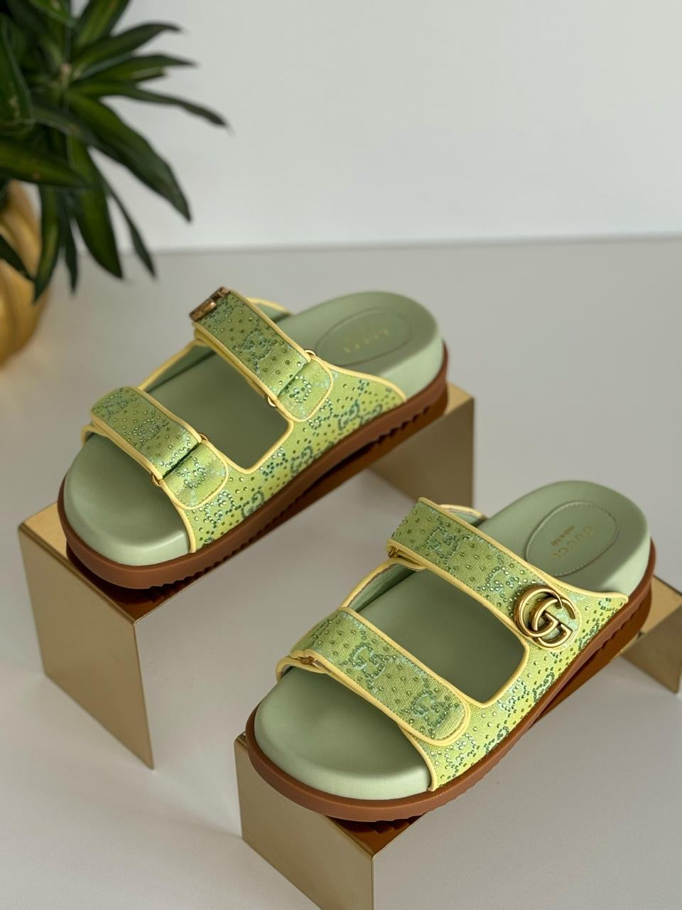 Gucci slippers