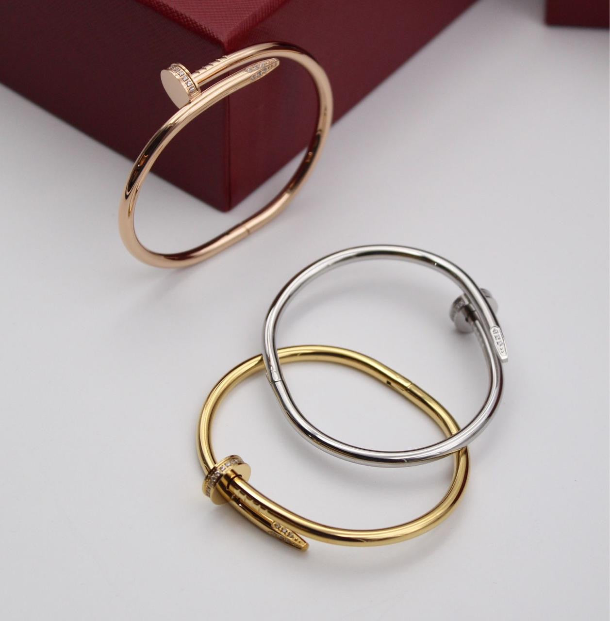 Catier bangle - pin bangle