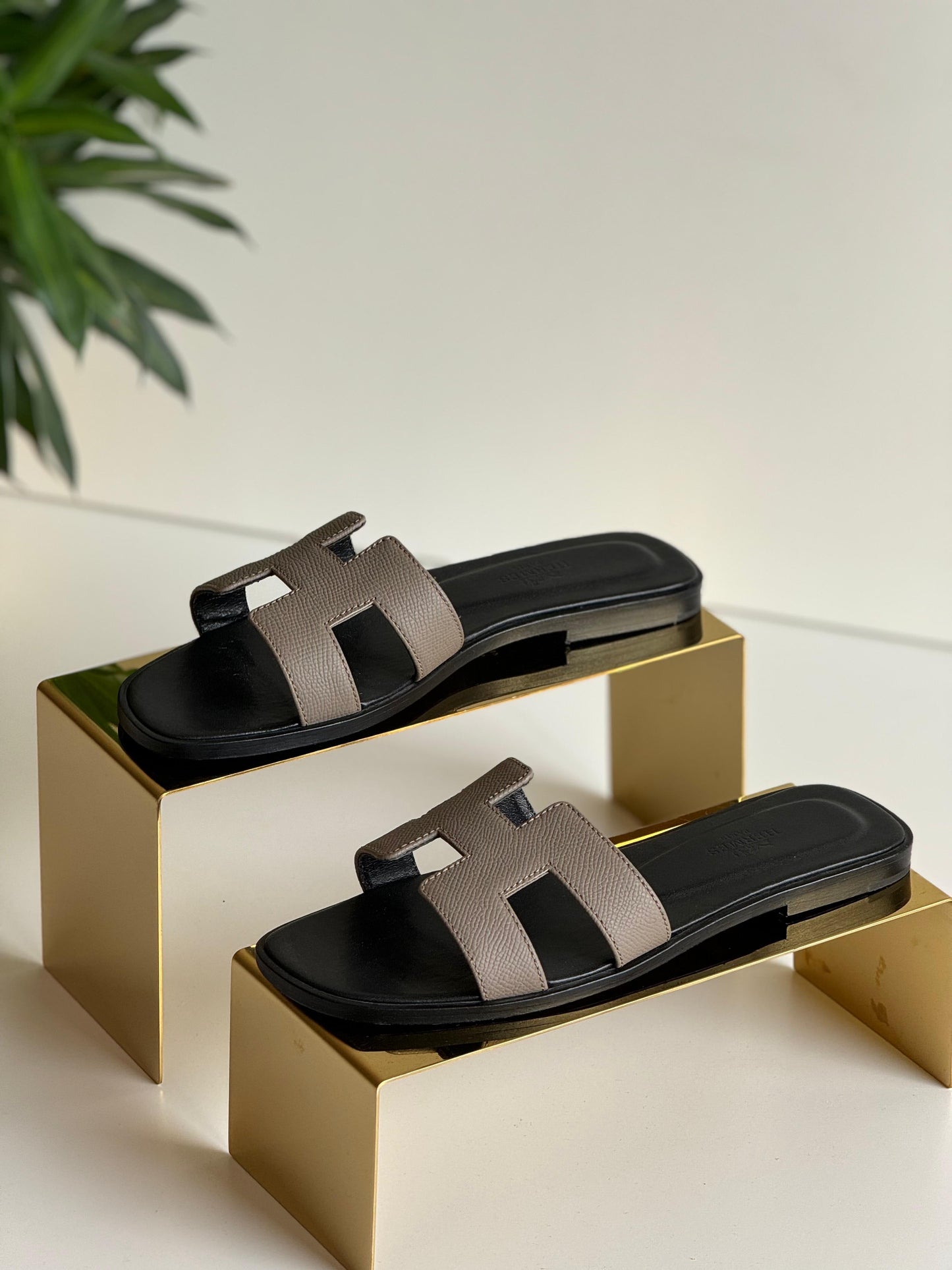 Hermes slippers