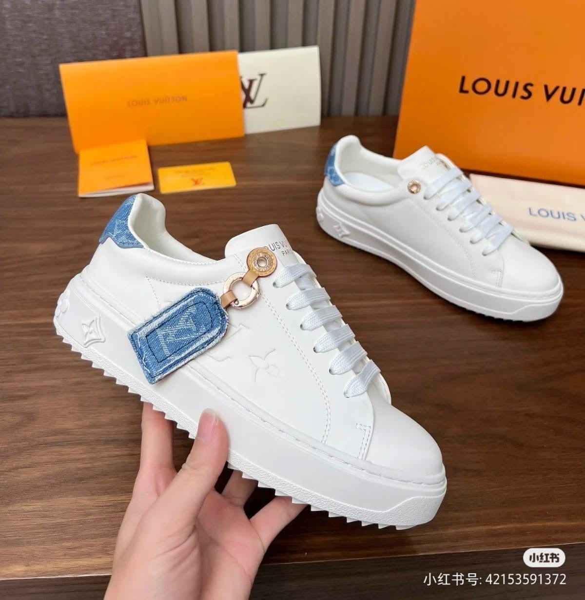 Lv sneakers