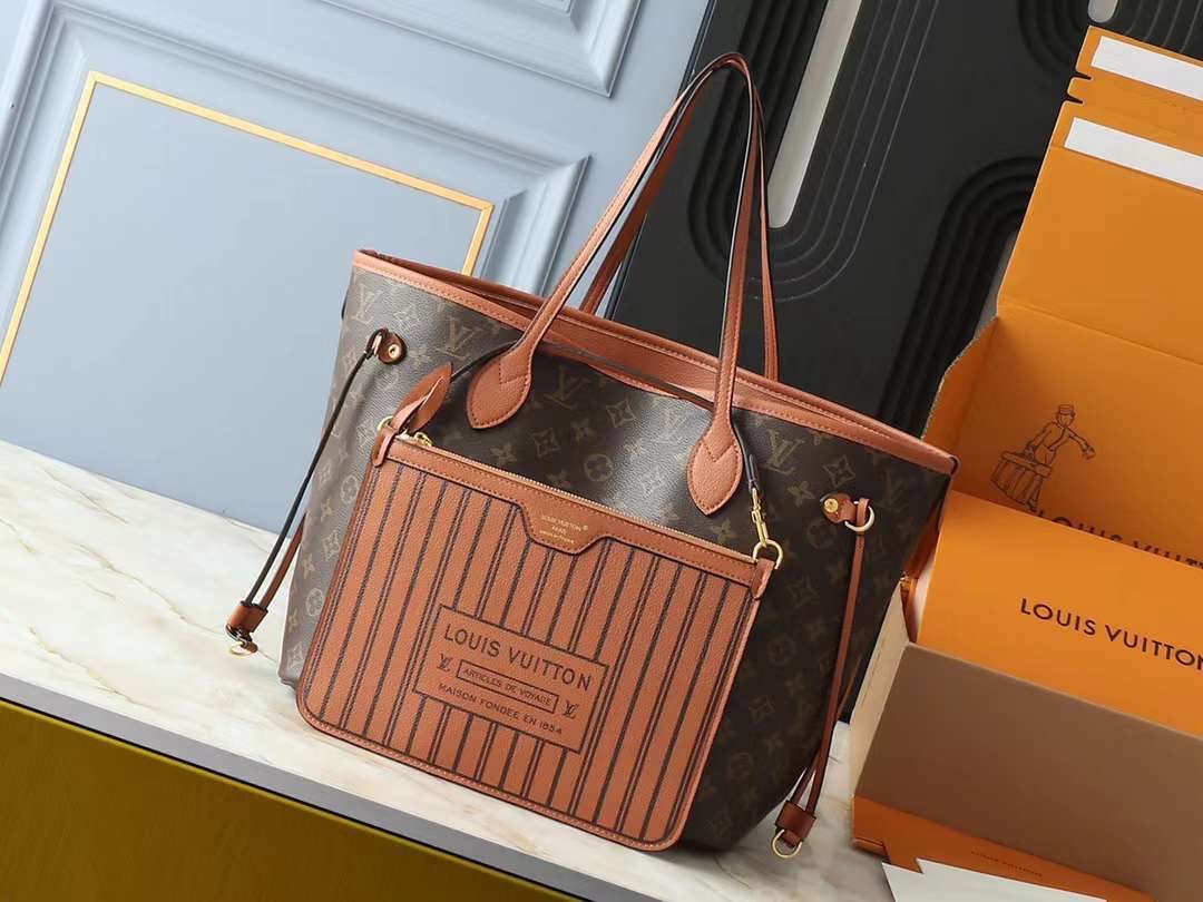 Lv bag tote