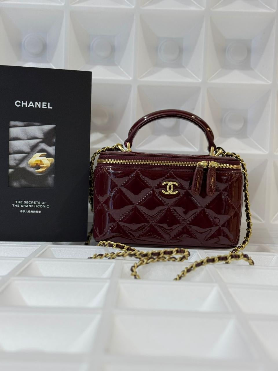 Chanel bag - glossy