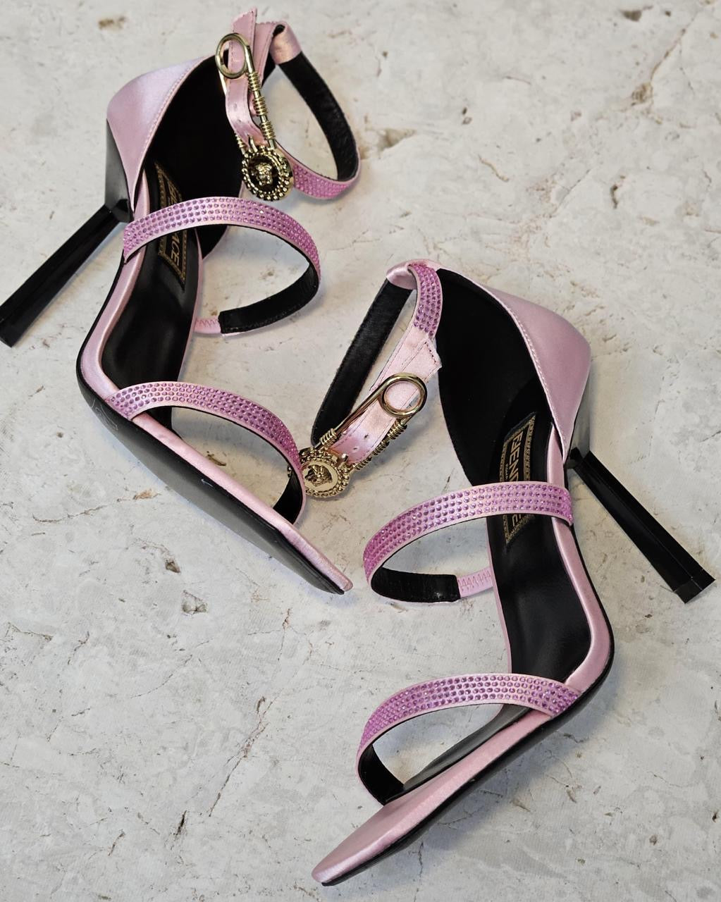 Fendi - fendache sandals heels