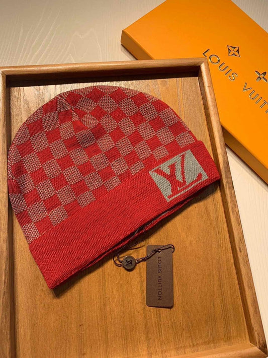 Lv hat