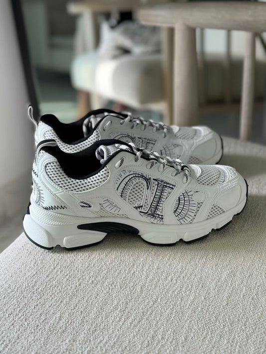 Dior sneakers