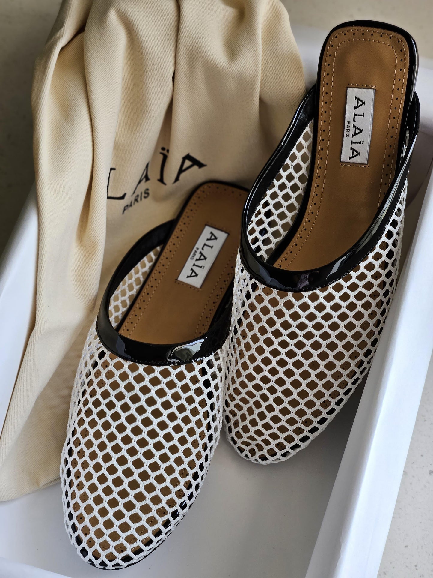 Alaia slippers