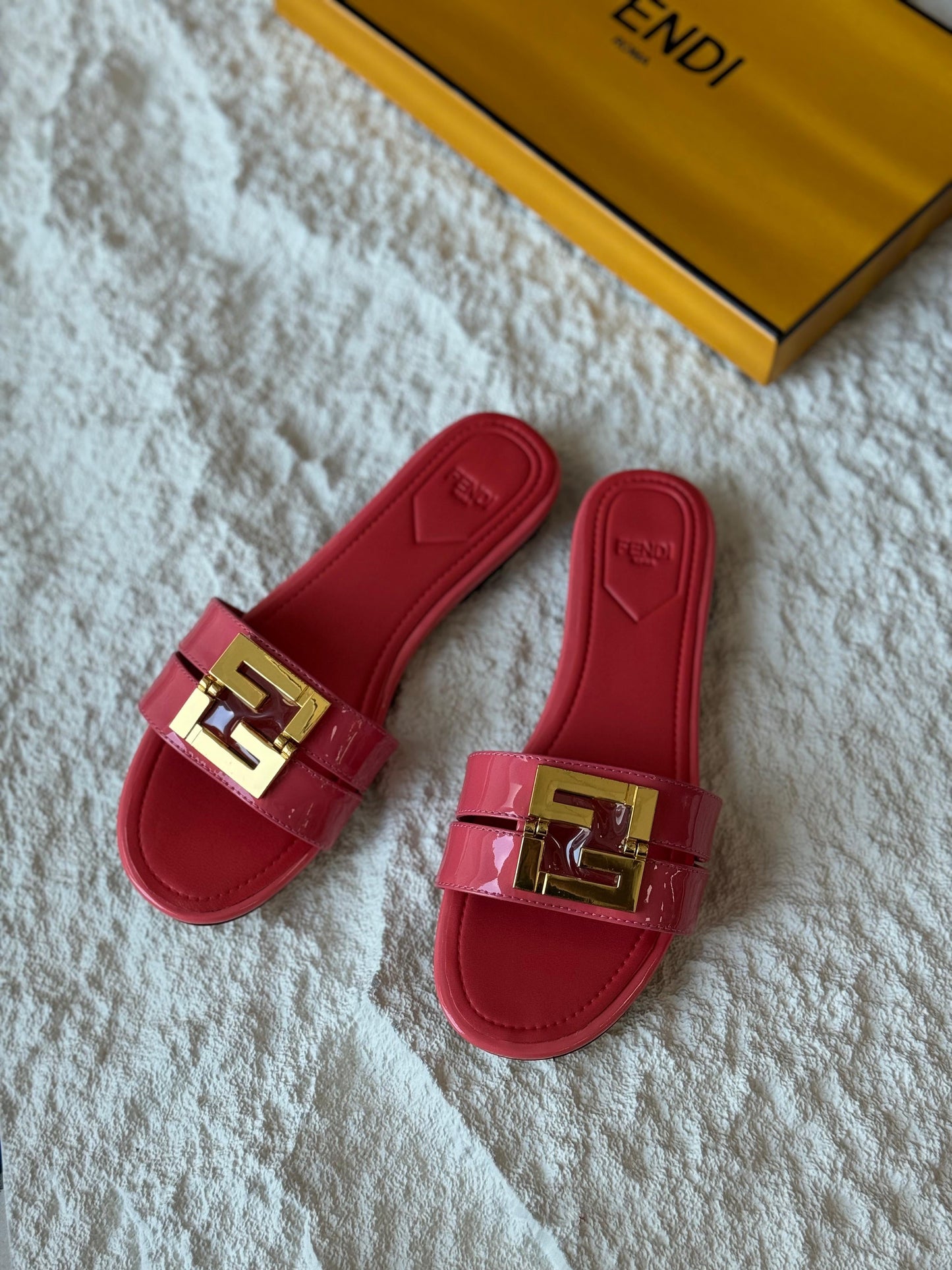 Fendi slippers