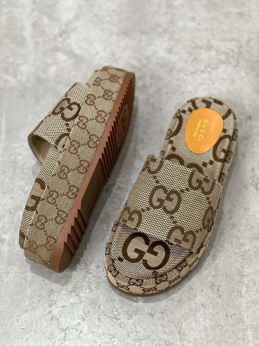 Gcci sandals wedges