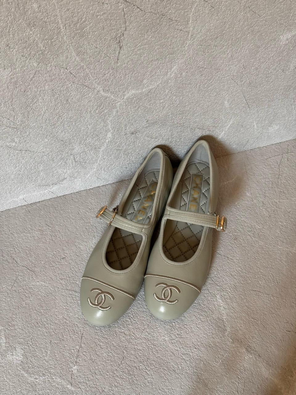 Chanel ballerina