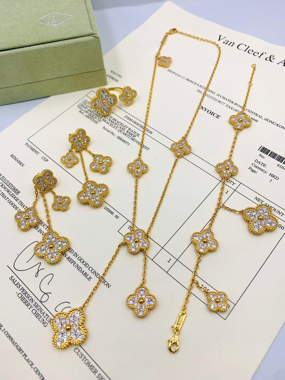 Van cleef jewelry set
