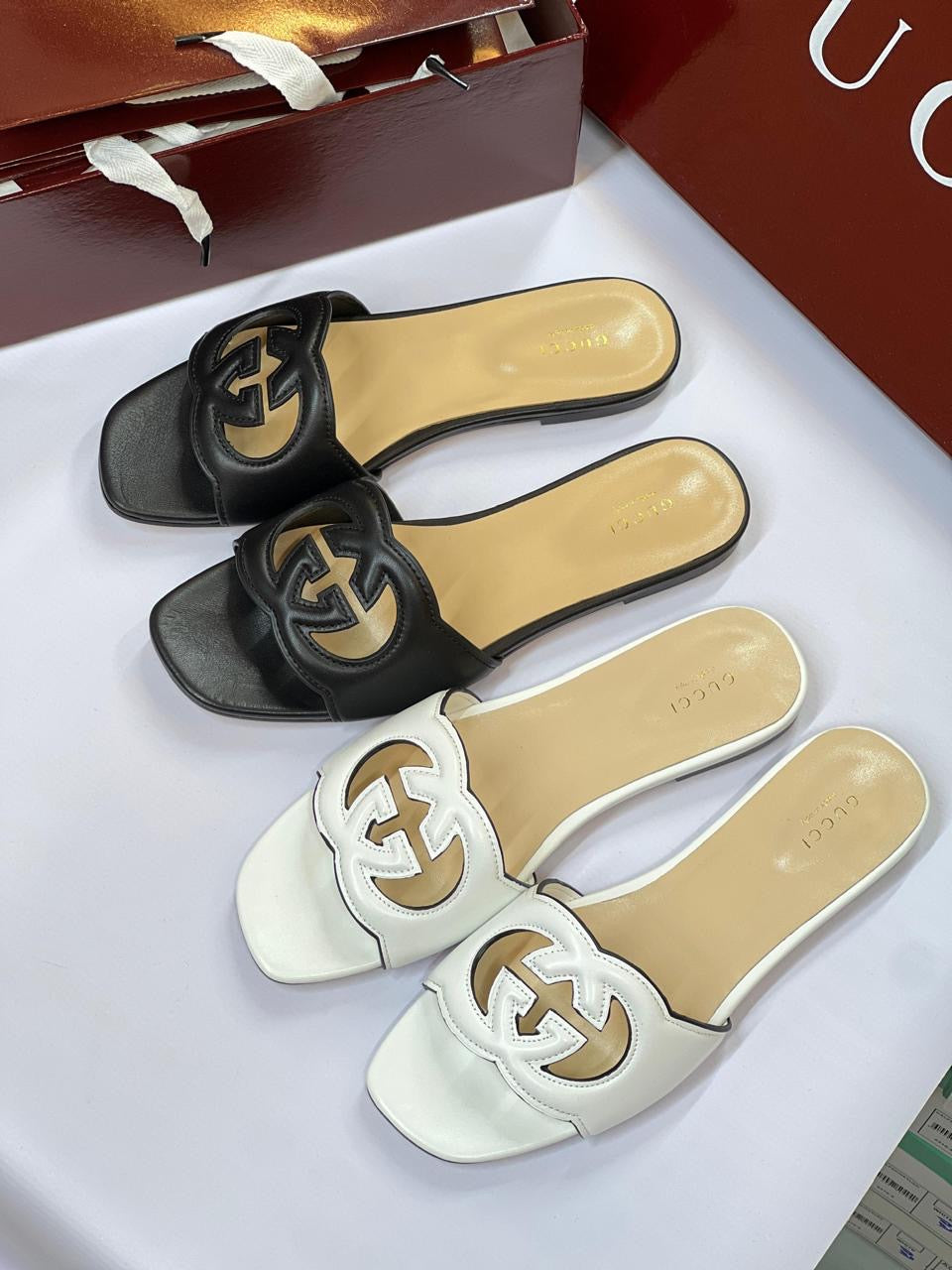 Gucci slippers