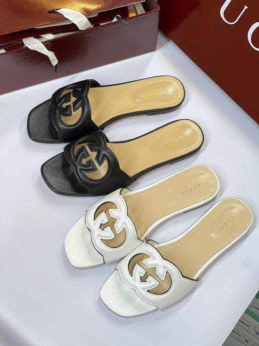 Gucci slippers