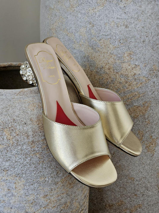 Roger vivier sandals heels