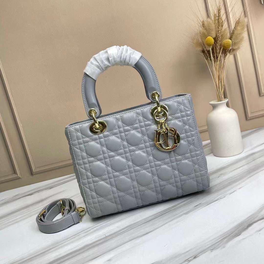 Lady dior bag 24 cm