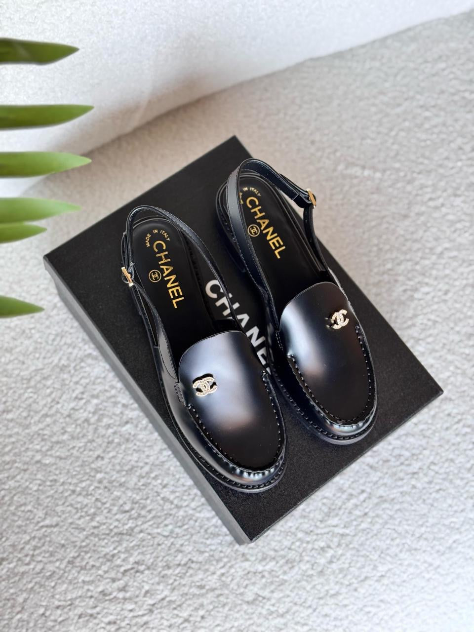 Chanel loafers - flat mules