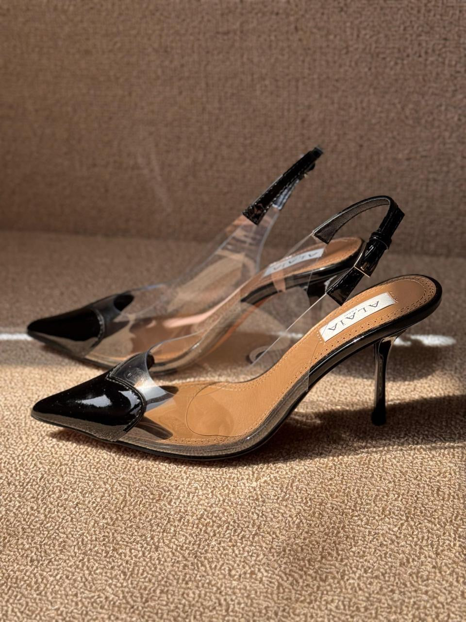 Alaia heels black