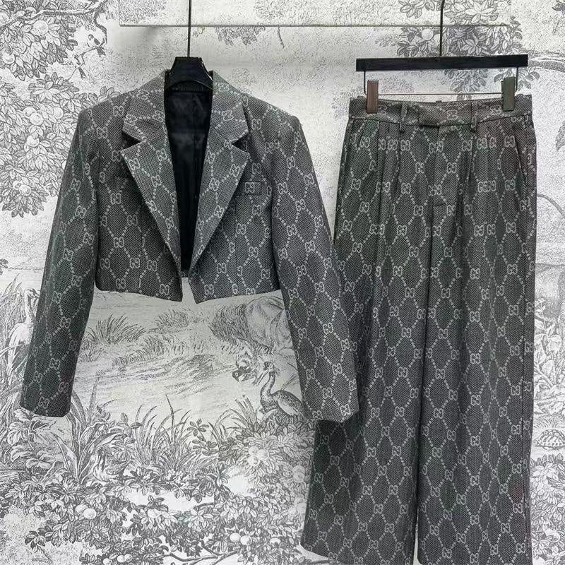 Gucci suit - clothes set