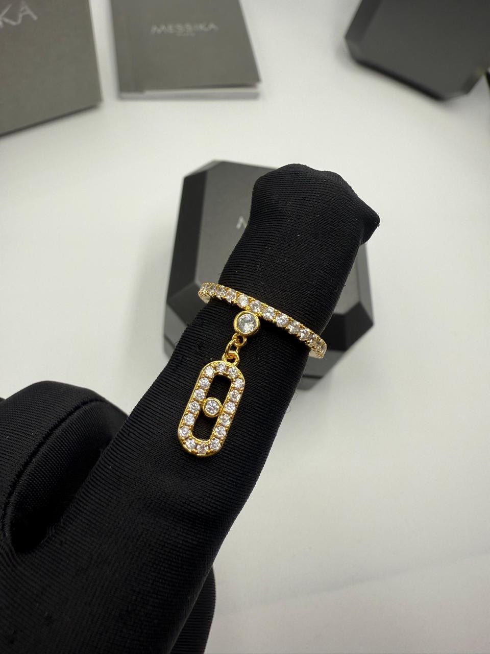 Messika ring