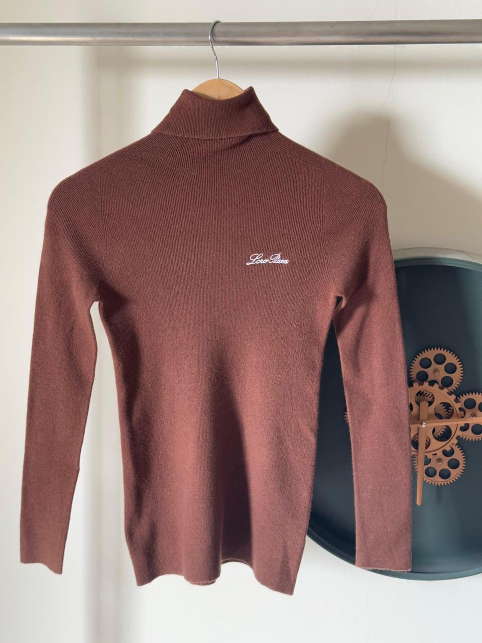 Loro piana sweater