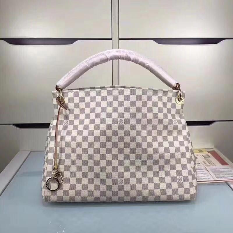 Lv bag tote