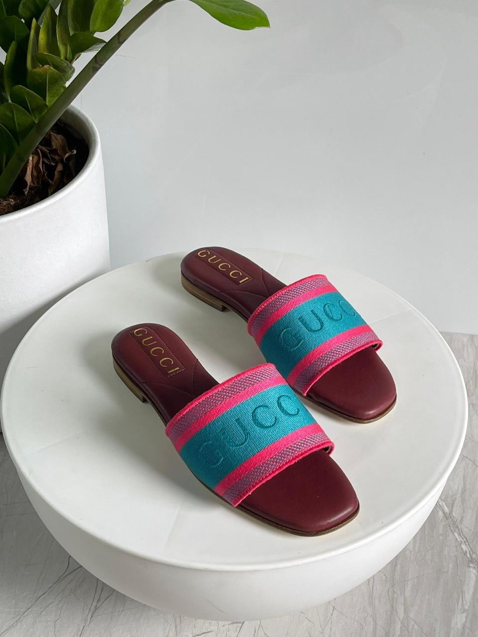 Gucci slippers